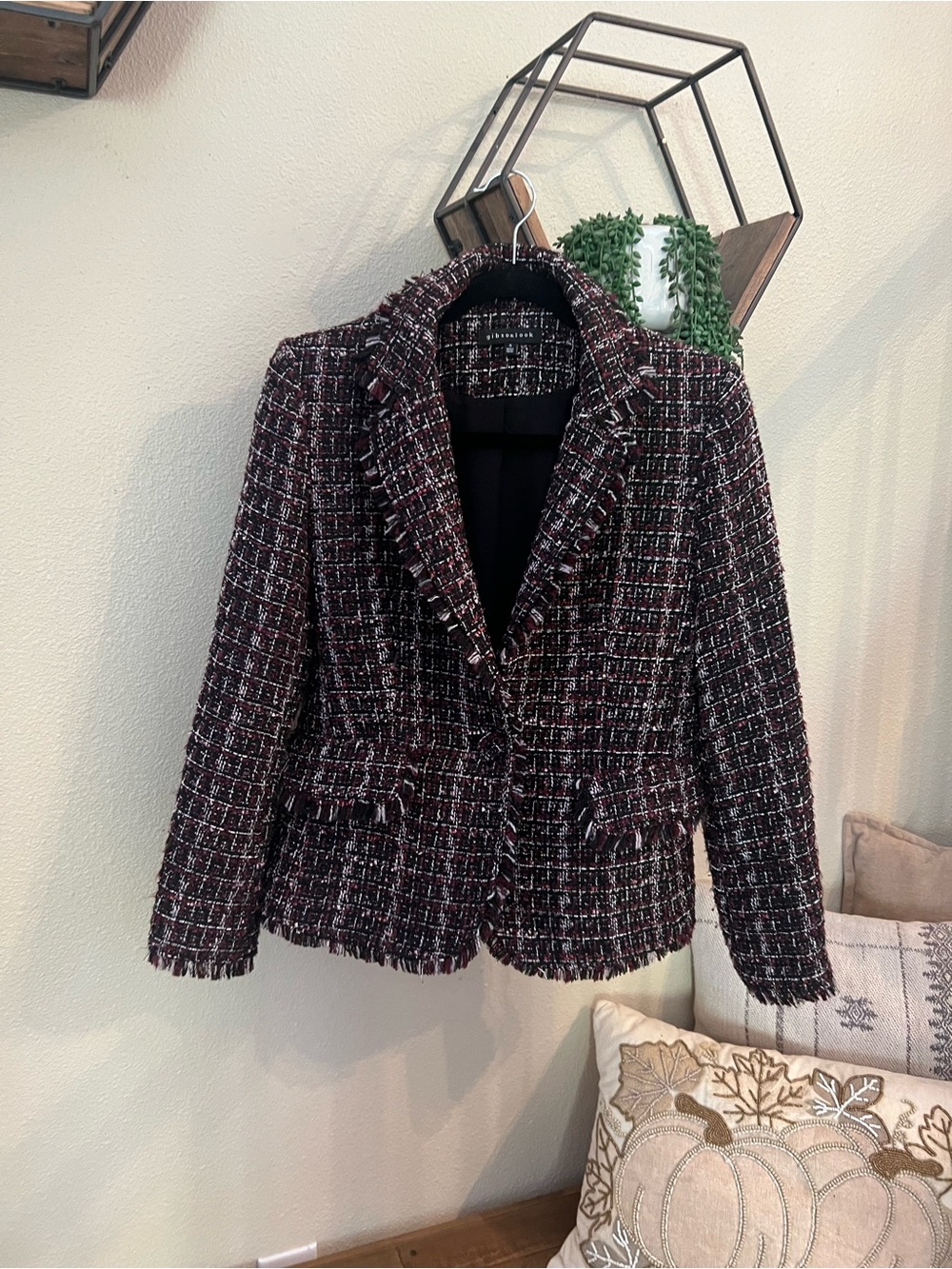 Gibsonlook Women's Burgundy Tweed Fringed Blazer Jacket - Small